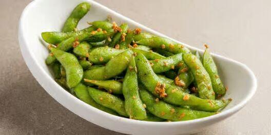 Spicy basil chicken